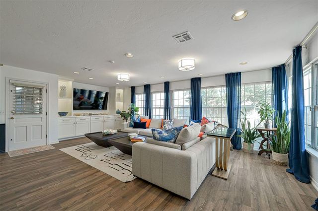 3325 NW 61st Street, Oklahoma City, OK 73112