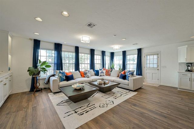 3325 NW 61st Street, Oklahoma City, OK 73112