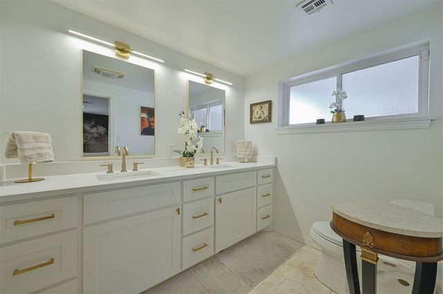 3325 NW 61st Street, Oklahoma City, OK 73112