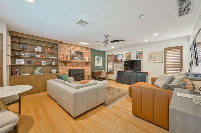 3325 NW 61st Street, Oklahoma City, OK 73112