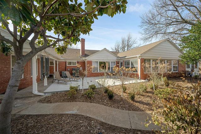 3325 NW 61st Street, Oklahoma City, OK 73112