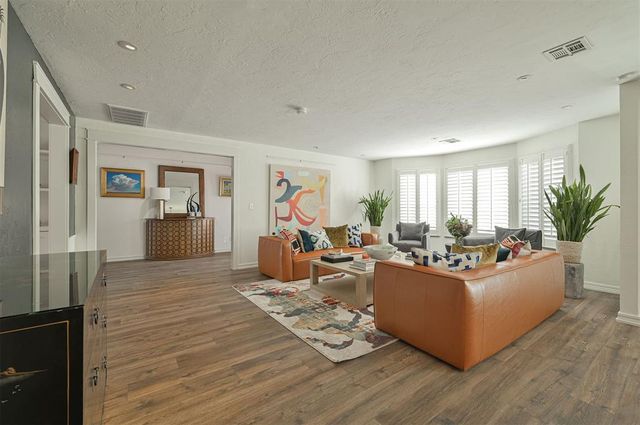 3325 NW 61st Street, Oklahoma City, OK 73112