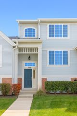 518 New Haven Drive 518, Cary, IL 60013