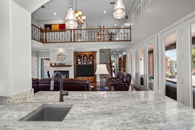 17655 Fm 832, Buffalo, TX 75831