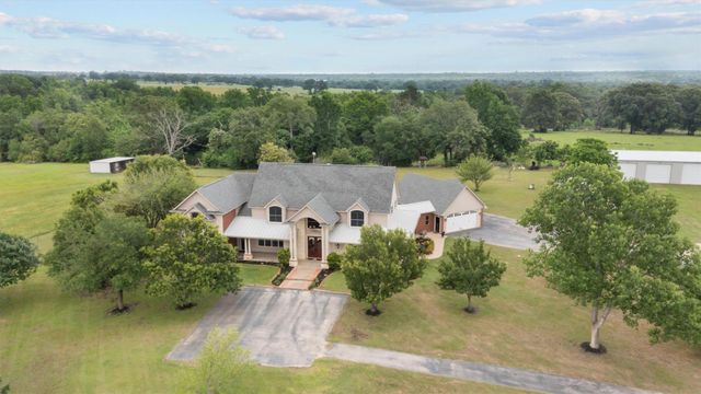 17655 Fm 832, Buffalo, TX 75831