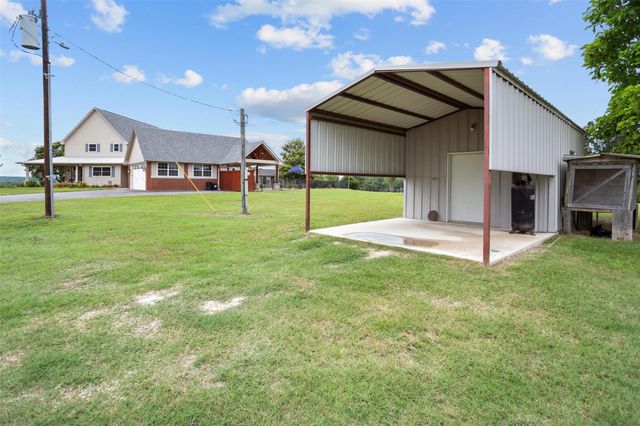17655 Fm 832, Buffalo, TX 75831