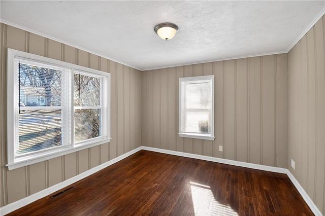 822 N Crysler Avenue, Independence, MO 64050