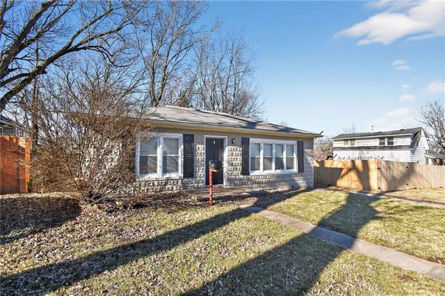 822 N Crysler Avenue, Independence, MO 64050
