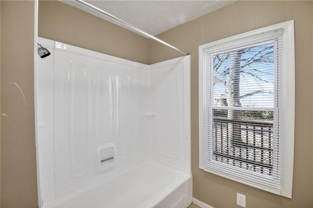 822 N Crysler Avenue, Independence, MO 64050