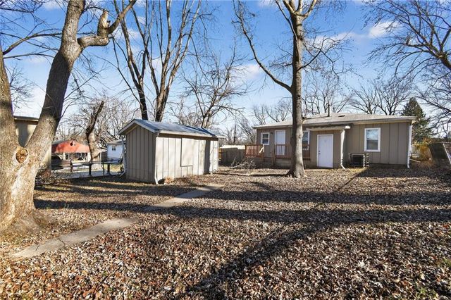 822 N Crysler Avenue, Independence, MO 64050