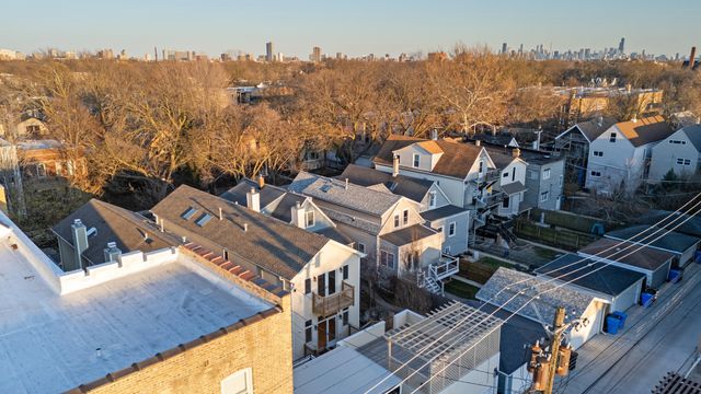 5054 N Claremont Avenue, Chicago, IL 60625