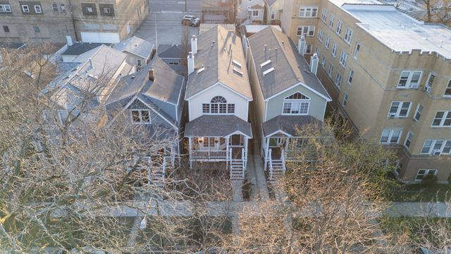 5054 N Claremont Avenue, Chicago, IL 60625