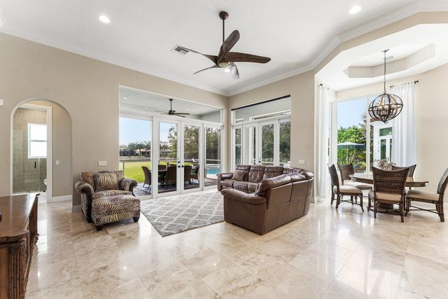 8880 S Kendale Circle, Lake Worth, FL 33467