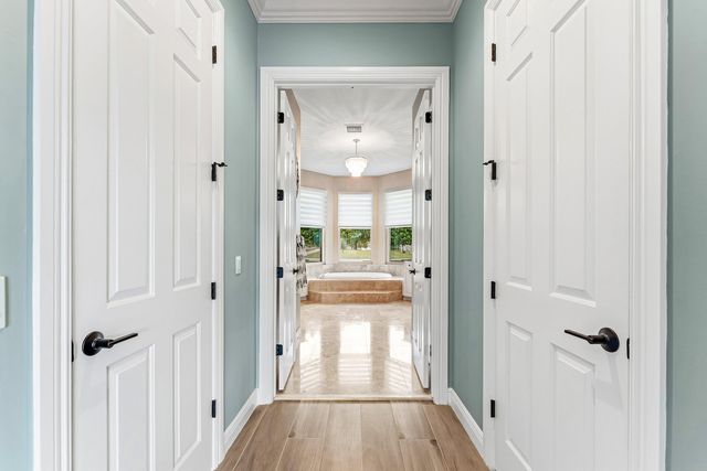 8880 S Kendale Circle, Lake Worth, FL 33467