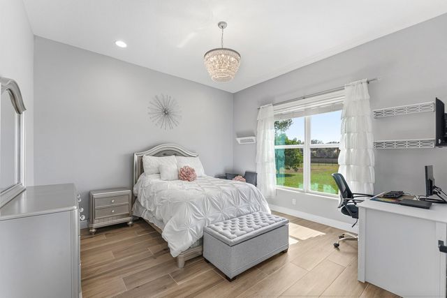 8880 S Kendale Circle, Lake Worth, FL 33467