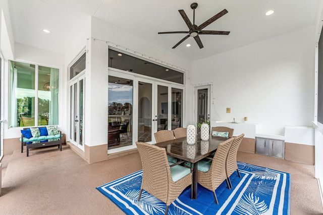 8880 S Kendale Circle, Lake Worth, FL 33467