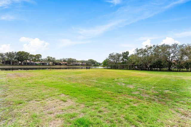 8880 S Kendale Circle, Lake Worth, FL 33467