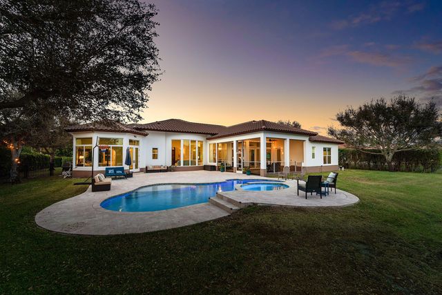 8880 S Kendale Circle, Lake Worth, FL 33467