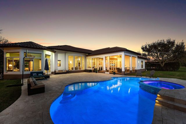 8880 S Kendale Circle, Lake Worth, FL 33467