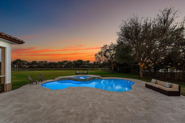 8880 S Kendale Circle, Lake Worth, FL 33467