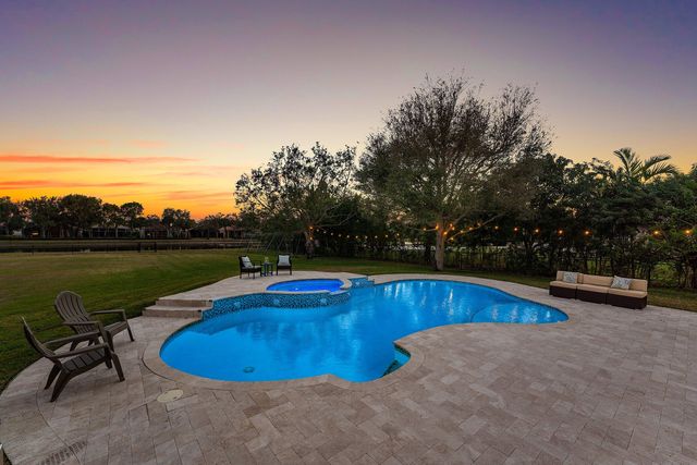 8880 S Kendale Circle, Lake Worth, FL 33467