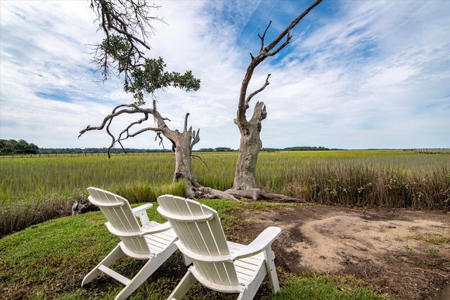 2138 Landfall Way, Seabrook Island, SC 29455