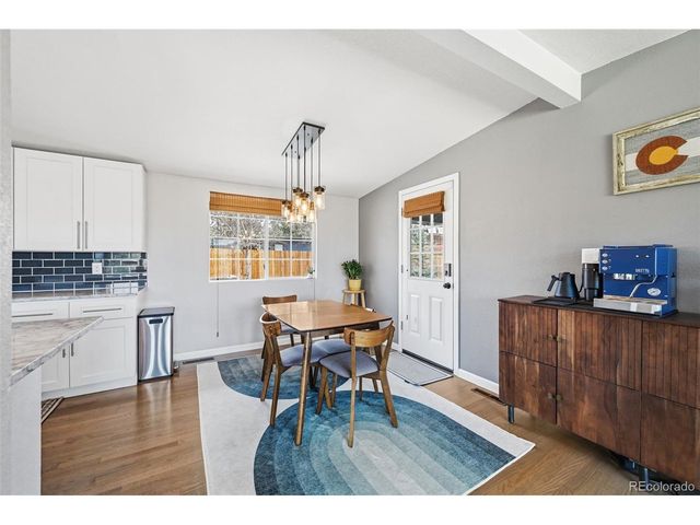 323 E Briarwood Dr, Centennial, CO 80122