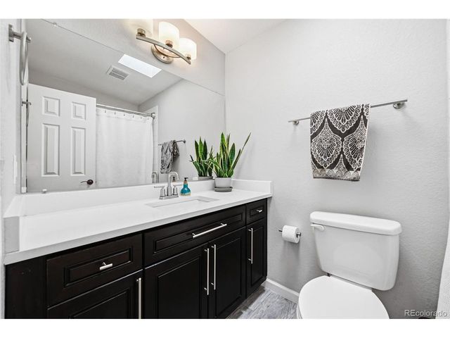 323 E Briarwood Dr, Centennial, CO 80122