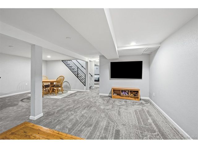 323 E Briarwood Dr, Centennial, CO 80122