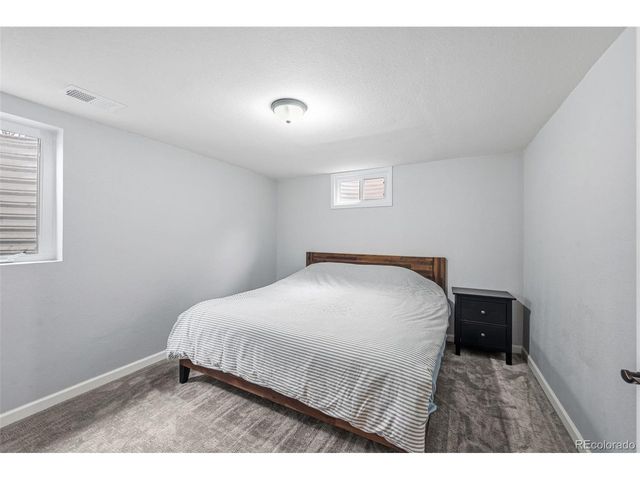 323 E Briarwood Dr, Centennial, CO 80122