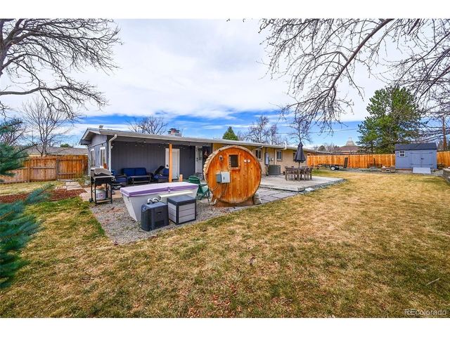 323 E Briarwood Dr, Centennial, CO 80122