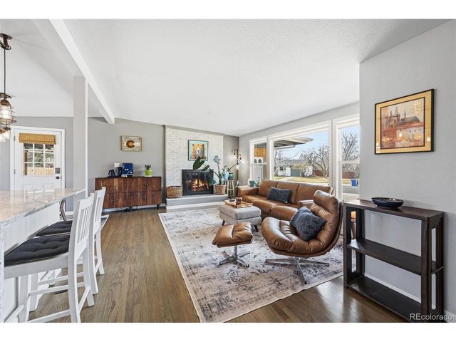 323 E Briarwood Dr, Centennial, CO 80122