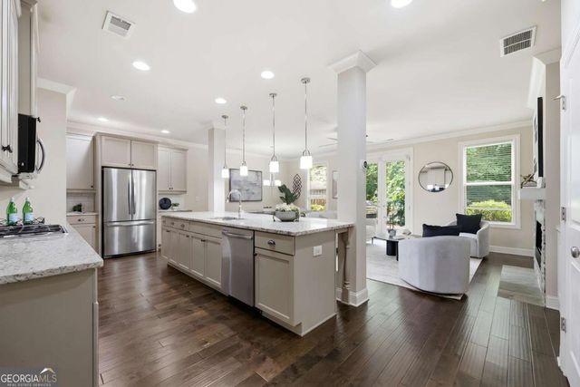 3910 Glenview Club Lane, Duluth, GA 30097