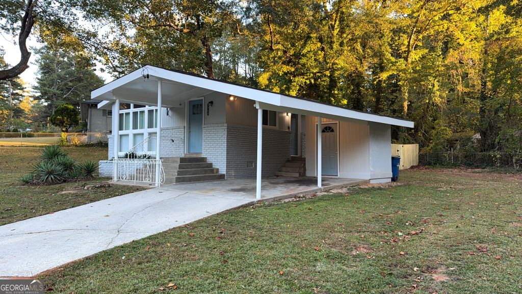 2764 Plantation Drive, East Point, GA 30344