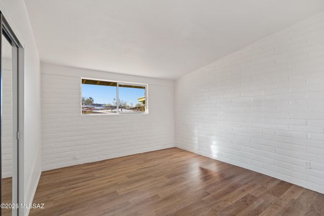 7140 N Edgewood Place, Tucson, AZ 85704