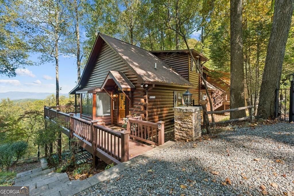 1225 Walnut Ridge, Ellijay, GA 30536