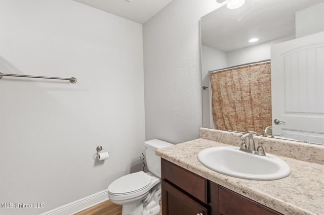 10538 Roundhill Drive, Gulfport, MS 39503