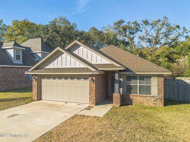 10538 Roundhill Drive, Gulfport, MS 39503