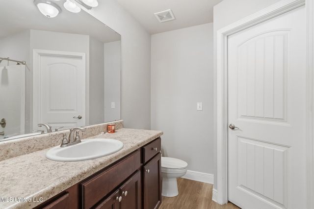 10538 Roundhill Drive, Gulfport, MS 39503