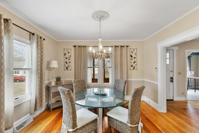 20 Great Woods Rd, Lynn, MA 01904