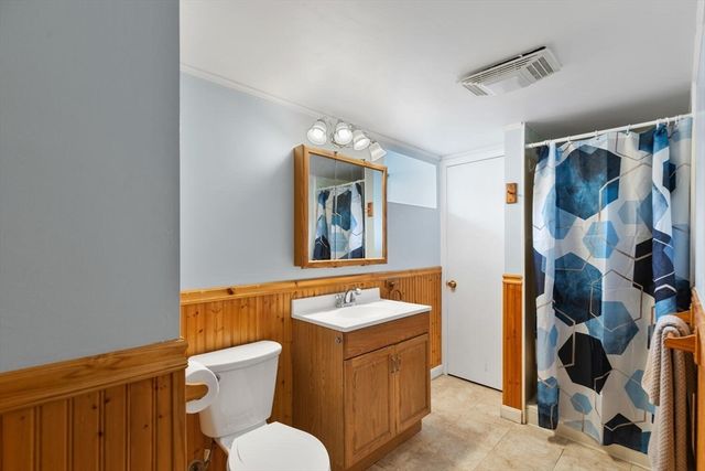 20 Great Woods Rd, Lynn, MA 01904