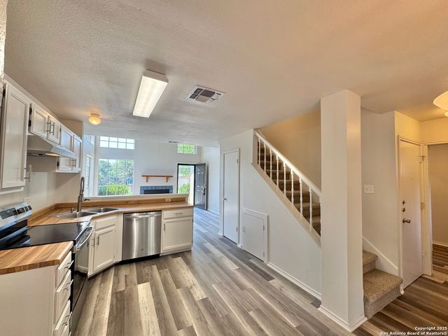 8003 Santa Catalina, San Antonio, TX 78250