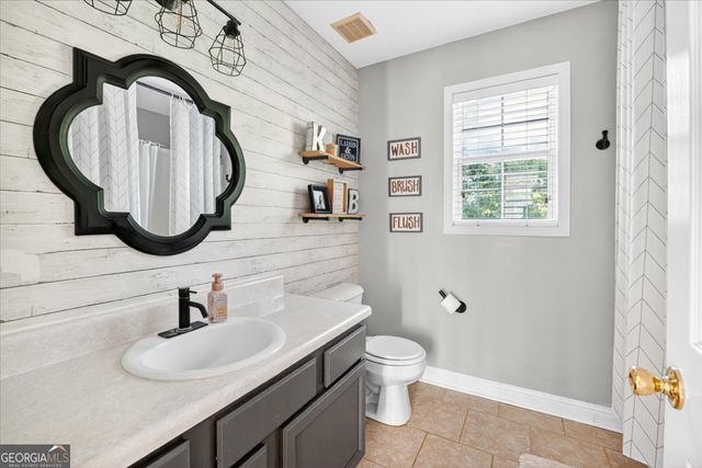 166 Howard Court, Gray, GA 31032