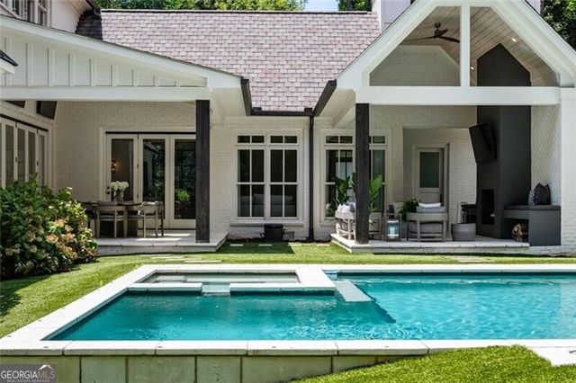 1191 W Conway Drive, Atlanta, GA 30327