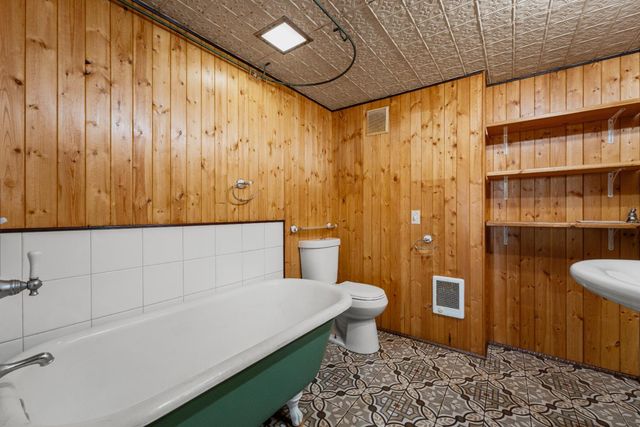 16548 New York House Rd, Brownsville, CA 95919