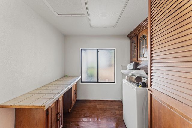 16548 New York House Rd, Brownsville, CA 95919