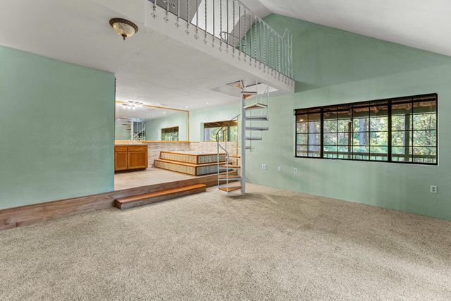 16548 New York House Rd, Brownsville, CA 95919