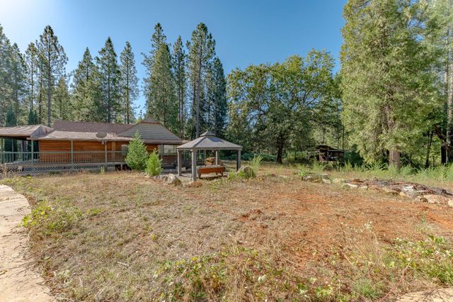 16548 New York House Rd, Brownsville, CA 95919