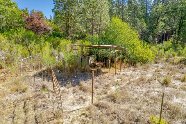 16548 New York House Rd, Brownsville, CA 95919