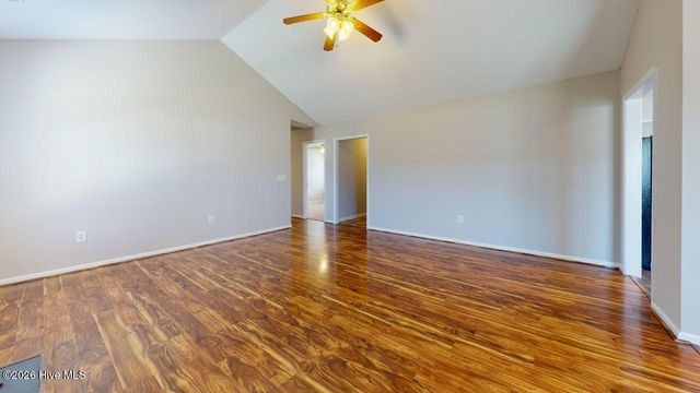 308 Parkton Drive, Richlands, NC 28574